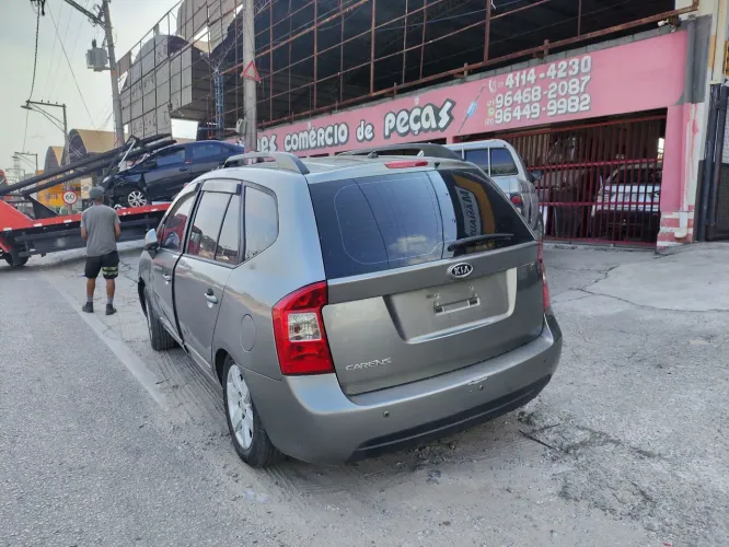 VENDO PEÇAS KIA CARENS 2.0 2009