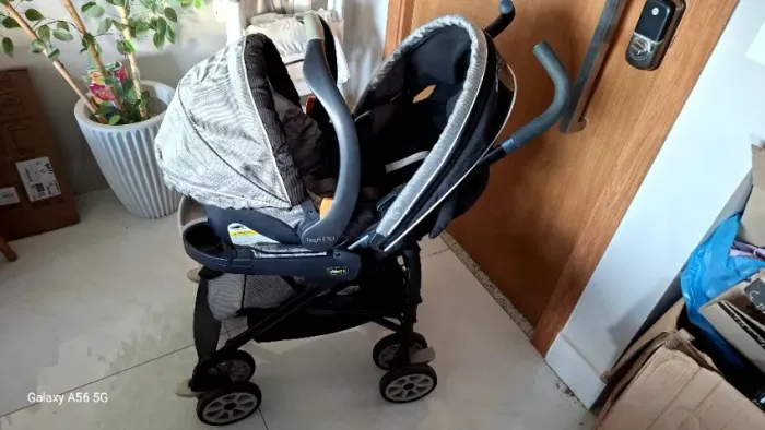 Carrinho de Bebê Chicco + Bebê Conforto KeyFit 30 (Travel System)