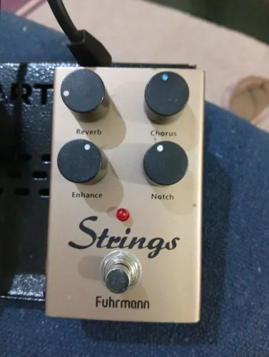 PEDAL DE EFEITO PARA. VIOLÃO