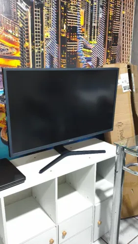 Monitor Samsung 32" 4K UHD UJ59 U32J590UQL - VA - FreeSync
