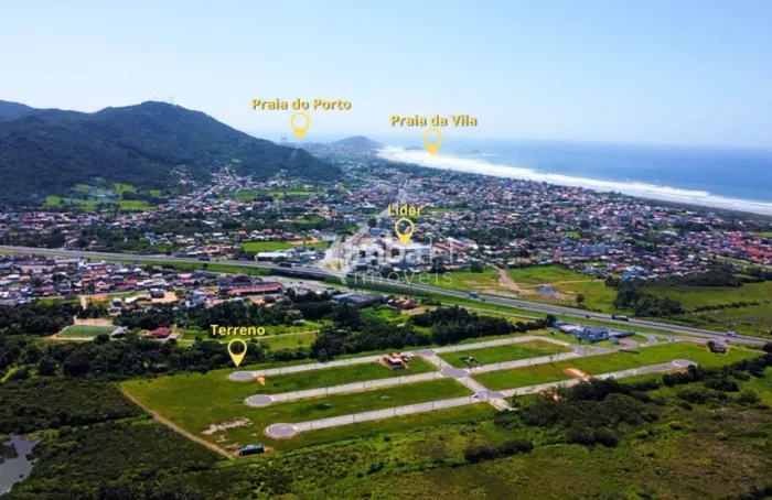 Terreno entre o mar e a lagoa