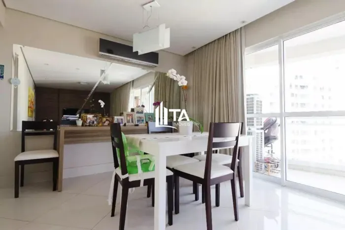 Apartamento à venda 108m² com 3 quartos 1 suíte 2 vagas no Parque das Flores em Campinas.