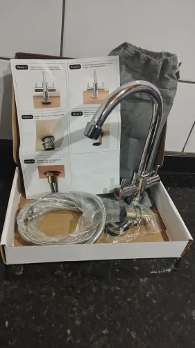 Torneira Quente e Fria