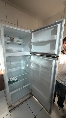 Vendo Seminova geladeira duplex