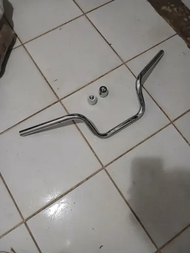 OPORTUNIDADE!! KIT GUIDÃO DE MOTO COM PEZINHO NOS PREÇO 