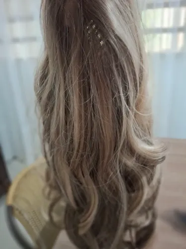 Peruca feminina