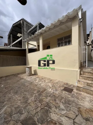 Geraldo Paes Imoveis VENDE ou ALUGA casa antiga