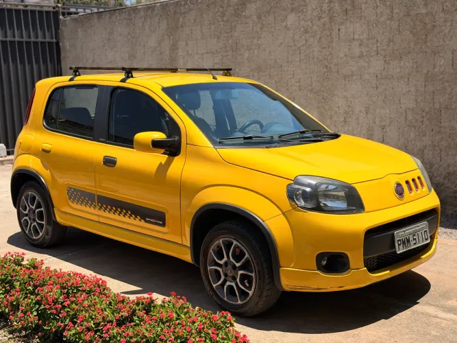 Fiat Uno Sporting 1.4 EVO Fire Flex 8V 4P 2014