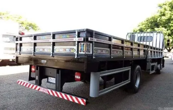 24250 Carroceria 2012,