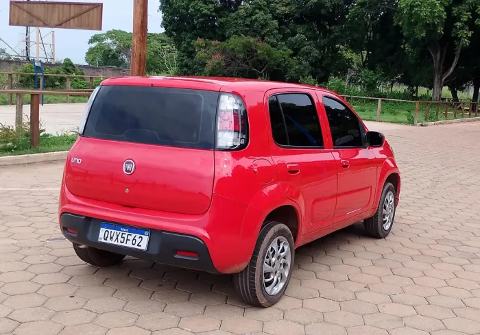 Fiat Uno Attractive 1.0 EVO Fire Flex 8V 5P 2020