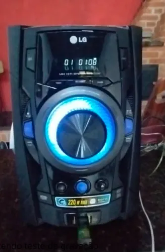Mini System LG RAD226B - 220W RMS com USB Rec