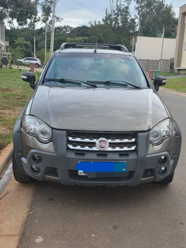 Fiat Strada Adventure 1.8/ 1.8 Locker Flex CE 2009