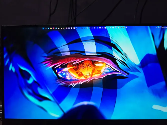 SU15TO MONITOR PORTÁTIL 15.6" OLED 4K TOUCHSCREEN