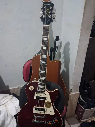 Guitarra Epiphone Traditional Pro (Custom Shop 2012)