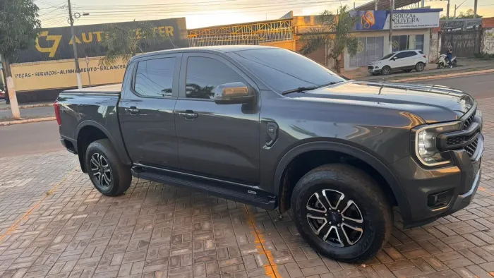 Ford Ranger XLS 3.0 V6 4X4 CD Diesel Aut. 2025