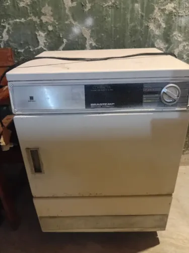 Secadora de roupas Brastemp 