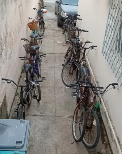 12 bicicletas de diversas marcas e modelos