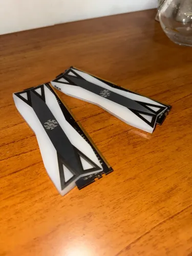 Vendo memória RAM XPG Spectrix D60G 8GB DDR4 3000MHz