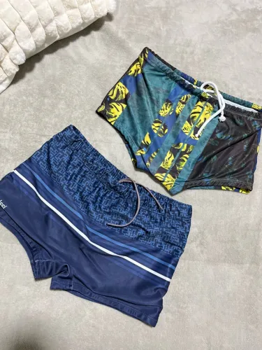 2 sungas de praia masculinas