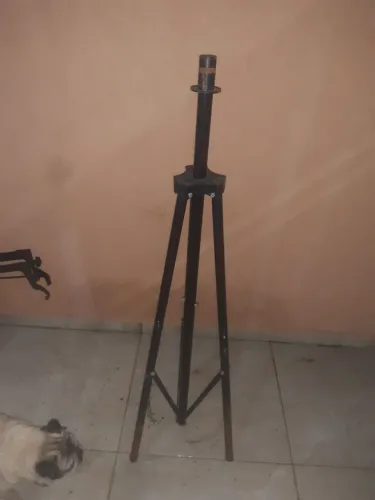 Tripé para caixa de som 