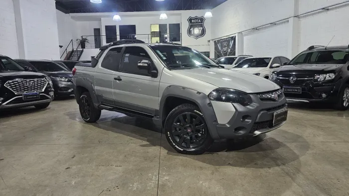 Fiat Strada Adventure1.8/ 1.8 Locker Flex CD 2015