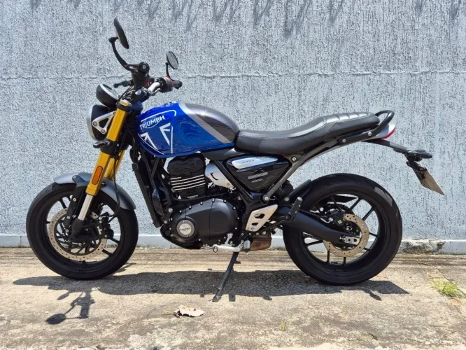Triumph Speed 400 - Azul -  2025 - Parcelo no cartão 