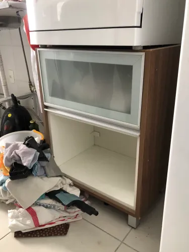 Pequeno armário/ organizador para cozinha ou sala
