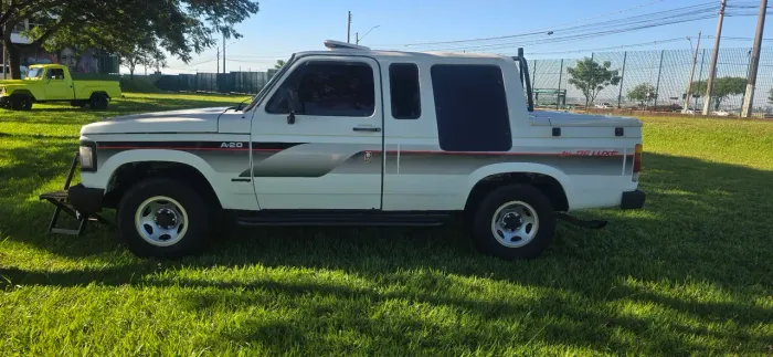 Chevrolet A-20 Custom Std. CD/ de Luxe CD (álcool) 1989