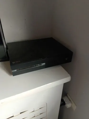 Vendo Xbox One ou troco por uma scooter eletrica.