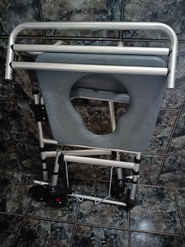 Cadeira de rodas de alumínio 