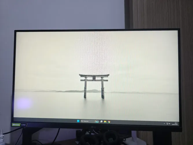 Monitor LG 27 144