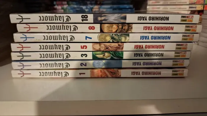 Claymore Volumes 1, 2, 3, 5 e 8