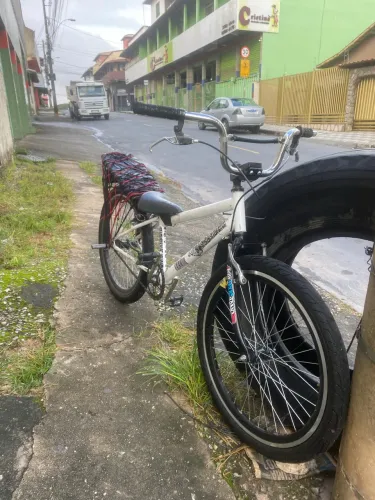 Venda-se aro 24 reduzida troco por uma aro 26 reduzida? padrão bh?