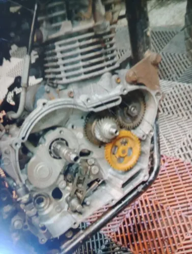 Motor crosser