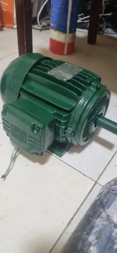 Motor trifásico weg 3Cv alta rotação 3450 Rpm