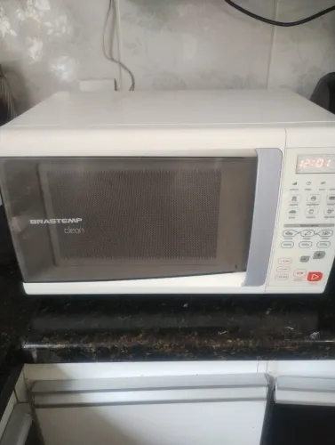 FORNO MICROONDAS BRASTEMP CLEAN
