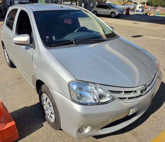 Toyota Etios XS 1.5 Flex 16V 5P Mec. 2015