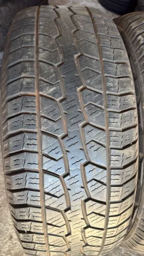 Pneu 265/60/18 XBri  80 % vida útil