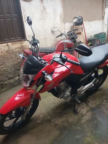 Moto ótimo em ótimo estado de conservação