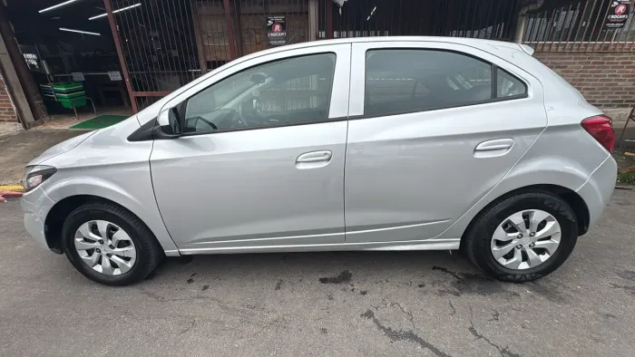 Chevrolet Onix Hatch LT 1.0 8V Flex Mec. 4P 2019