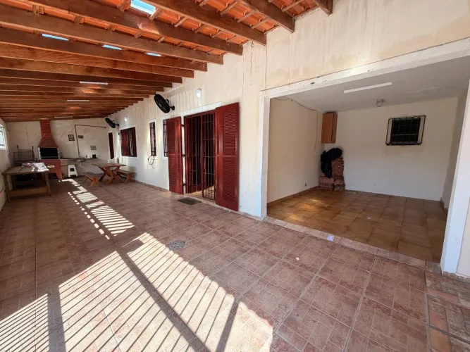 Casa com 3 dormitórios à venda por R$ 550.000 - Solemar - Praia Grande/SP