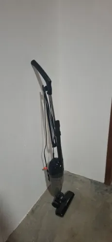 Aspirador de pó vertical da WAP com 1350W
