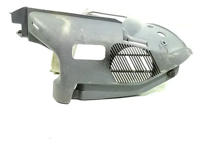 Suporte Direito Tampão Bagagito Ford Fiesta  1997 135313 Não Informado
