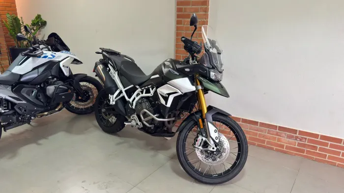 Triumph Tiger 900 rally