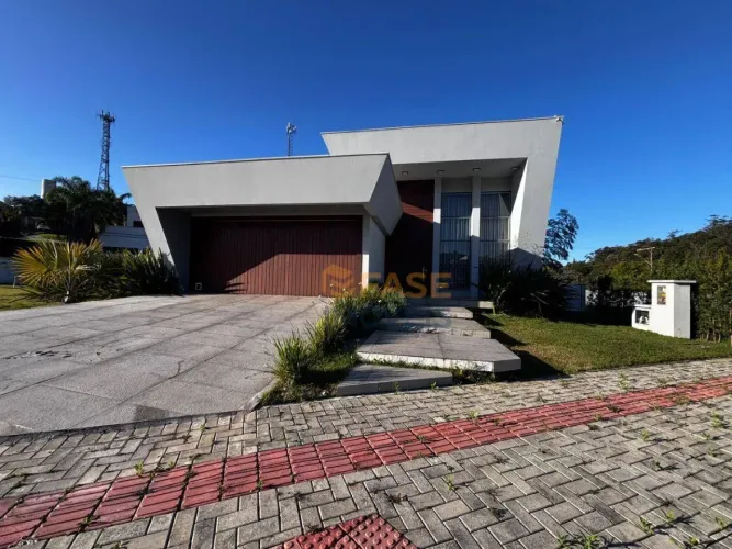 Casa no Condomínio San Simone com 3 dormitórios sendo 2 suítes à venda, 222,59 m² por R$ 3