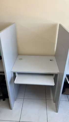 Móveis de escritório em bom estado