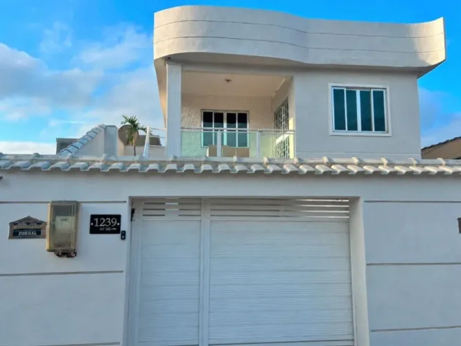 Sobrado com 2 quartos para alugar por R$ 1.595/mês - Vila Bandeirantes - Nova Iguaçu/RJ