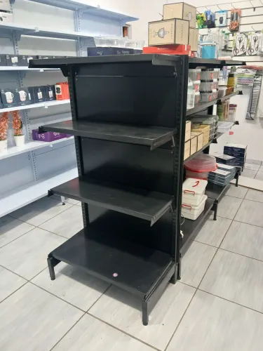 Prateleira Gondola de Centro Loja ou Comércio 