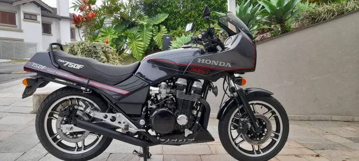 Cbx 750 Magia Negra