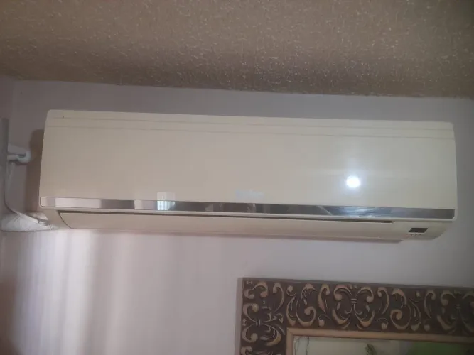 AR CONDICIONADO 12 MIL BTUS QUENTE E FRIO